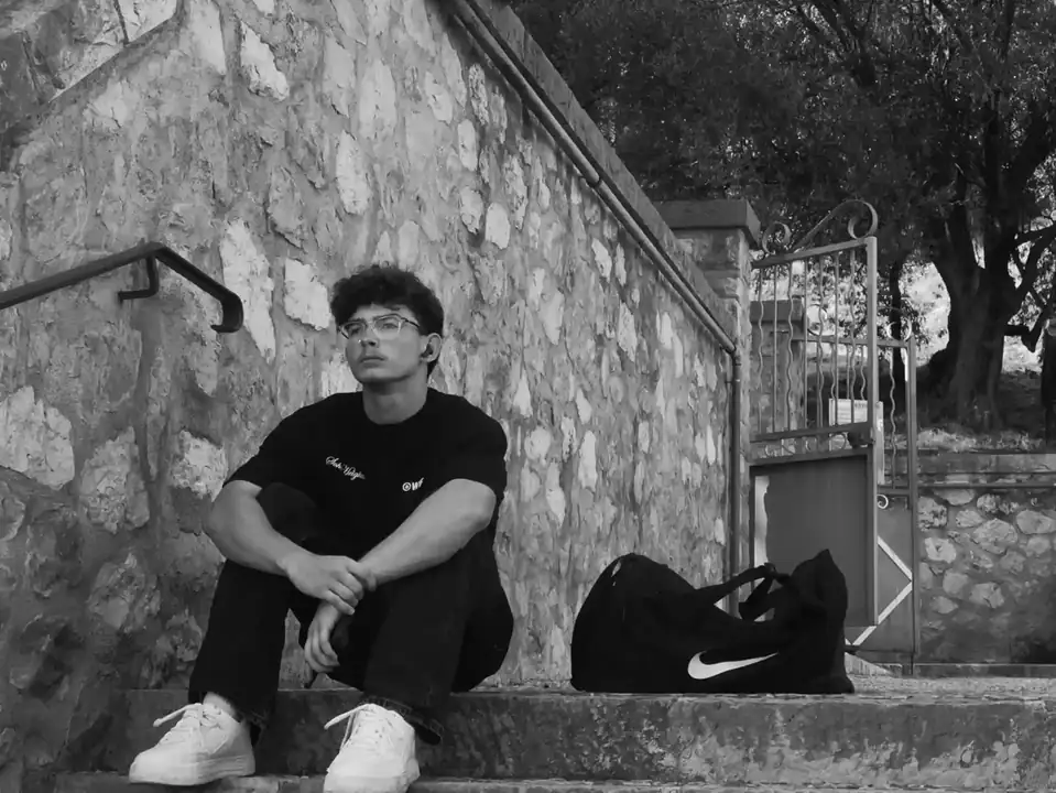 Ian CAILTEUX - Cinematic Background